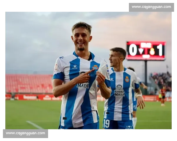 西班牙人铁卫合同到期离队 31 岁奥利万开启职业生涯新篇章